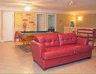 This is it! Spacious Luxury 8 Bedroom Villa, Pool, Hs Internet - Villas