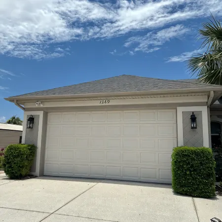 Stunning Retreat: Endless Summer Villa 3BR/ 2BA with Heated Pool