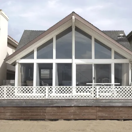 Happy Clam Casa Oceanfront Beach House w/Private GuestHouse