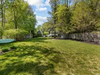 Sebago Breeze Lake House Hotels in Casco