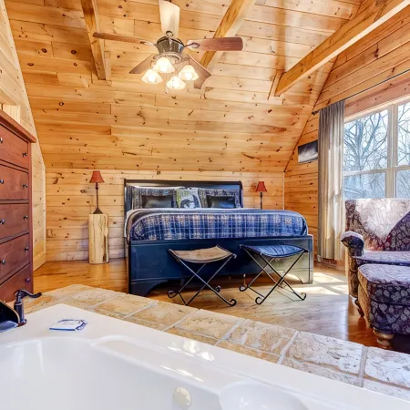 Amazing Mountain Views / Hot Tub / Fireplace / Game Room / Creek / Trails Hotels in Broad River
