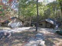 L@@K Resort Living on 2 Wooded Acres. Amazing!! Outdoor Fun! Hot Springs