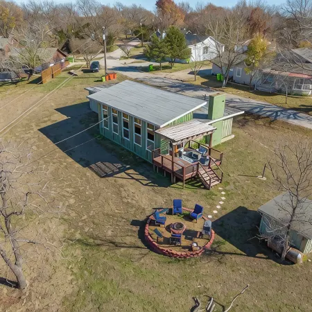 Work Crew/ Insurance-Ready Home Near Lavon & Wylie - ON THE WATER!