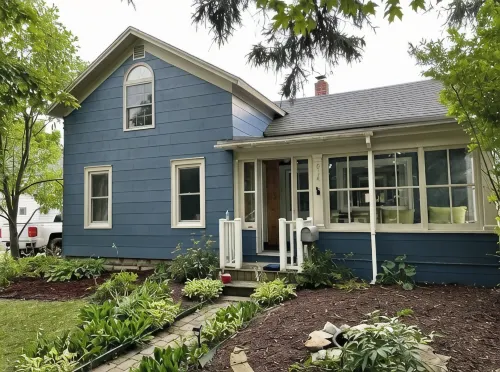 Village Gem - convenient, Spacious, 2 bedroom - Can be ADA Accessible - Wifi