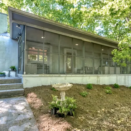 Unique Cabin - near VT, Radford U, Pete Dye Golf Course, New River, Claytor Lake