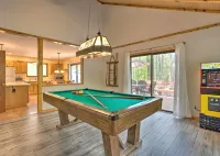 Steps2Lake, BonusLoft, 2 Full Baths, 7Beds, Pool Table, 2 Kayaks, 2 Arcade Games - 小木屋