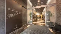 Quintessa Hotel Fukuoka watanabedori Comic&Books - bar