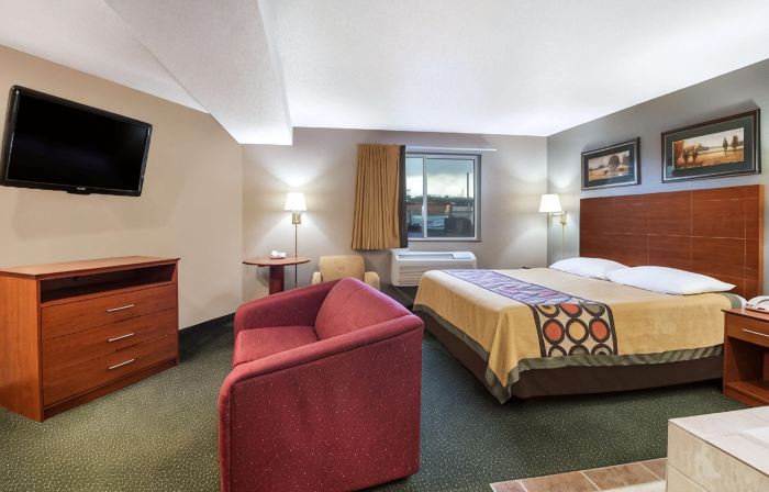 Super 8 by Wyndham Clearfield