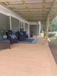 Great rental right in Eclectic area - 3-Star