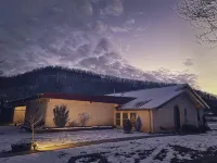 Morning View Ranch- Red River Gorge- Indoor Pool open March-Nov. Pet friendly. - 3-Star