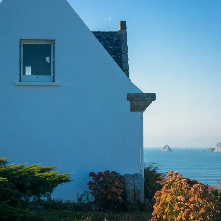 House beach Goulien at 600m, breathtaking views of the ocean