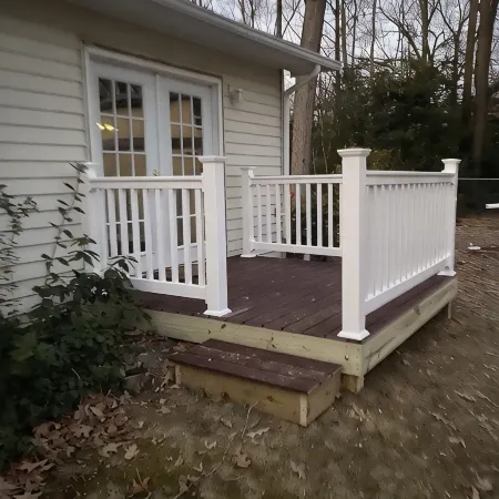 The Charming Country Cottage-Welcomes you and your pet!