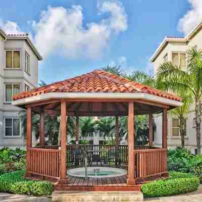 Spacious Beach Suite - Minutes from Grace Bay Others