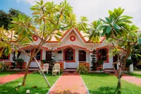 Cris Del Mar Resort