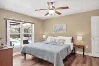 🍹🌞 Paradise Oasis! Beautiful Heated Pool, Pet Friendly, Wi-Fi, Near Beaches! - Pools
