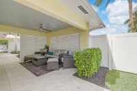 Aug  Sep month available! 2B 2BA  w POOL 4min to Fort Lauderdale beaches . Messi - Villas