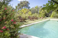 Pinarello: CHARMING HOUSE 400m FROM THE BEACH, SWIMMING POOL AND SPA - Pools