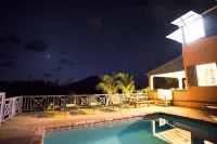 Limeberry House, easy walking to Longbay & Smugglers Cove, beaches -  Casas de vacaciones