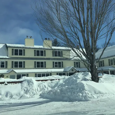 Inn at Ellis River