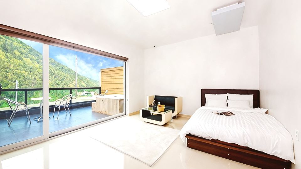 Tongyeong Hue Spa Pension