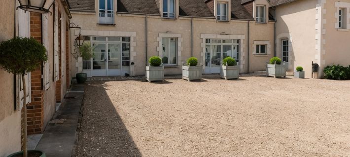 Hostellerie de l'Écu de Bretagne Hotels in Loiret