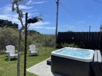 Fantastic nautical home with Rogue River and Pacific Ocean view and beach access - balcony