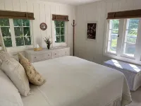 Harbor Springs Cottage In The Woods - 4 estrellas