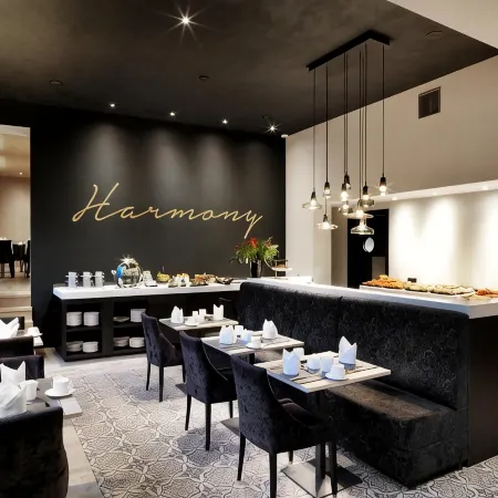 Hotel Harmony