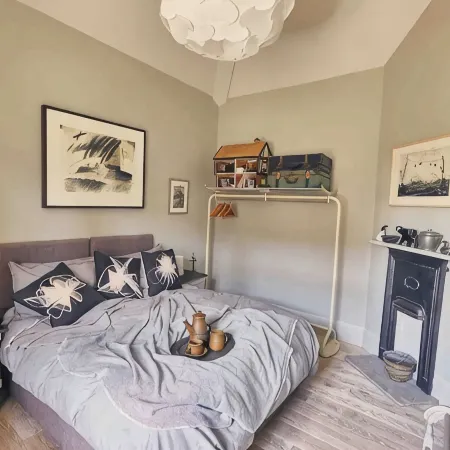 Easel Cottage Near Wells: an Art-Filled Hideaway Adjacent to Andelli Art Gallery