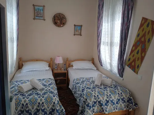 Guest House An-Narshahiy - Homestays