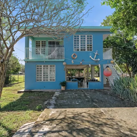 Punta Aguila Beach House/Pool/ Billiard Table/ 7 Beds + 2 Private Rooms