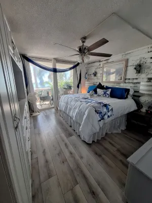 Waterfront Oasis on the Gulf - 수영장