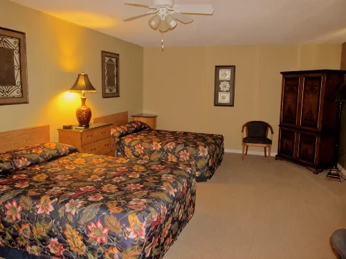 Brydan Suites - Mountain view