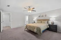 Charming Stylish 4-bedroom house with in serene Allen