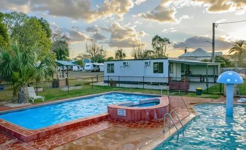 BIG4 Toowoomba Holiday Park - parking