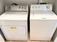 Charming 2-bedroom condo in lovely Edinburg Wifi/Netflix