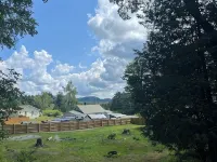 Vintage 4-bedroom house with WiFi in Schroon Lake Hotels in Schroon