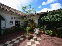 Casa Verde B&B Hotels in Sucre