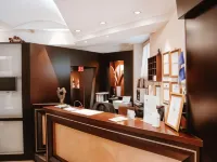 拉蒂努姆酒店 鄰近馬吉奧港口（Porta Maggiore）的酒店
