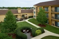 Courtyard Fayetteville