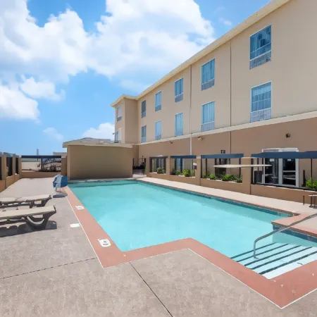 Quality Inn & Suites Carlsbad Caverns Area