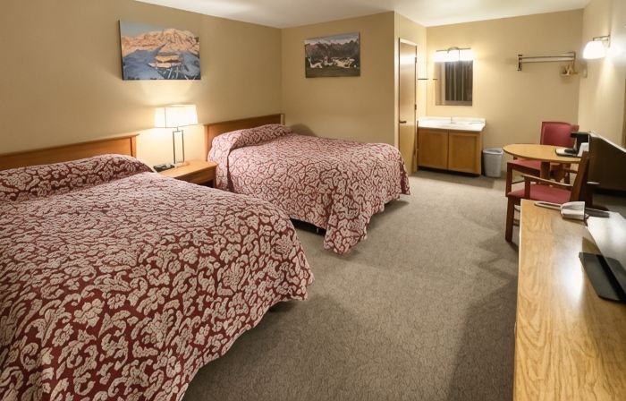 Young's Motel