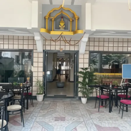 Hotel Sai Village
