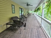 Private Scenic Ozark Mountain Retreat Near Beautiful Current River; Sleeps 1-10! - Wi-Fi