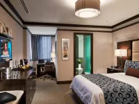 The Pearl Hotel Hotels near Manhattan