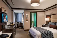 The Pearl Hotel - Kitchens