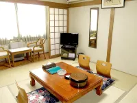 Frontier Furanui Onsen - parking