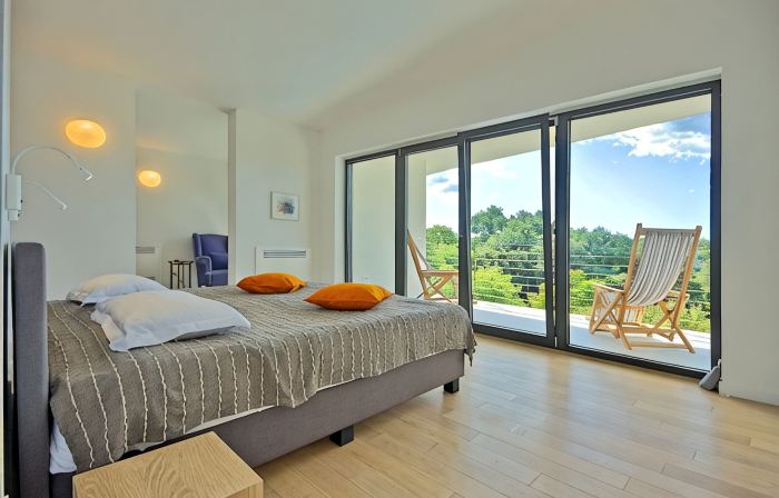 Modern villa with heated pool, whirlpool, volleyball court and mini football