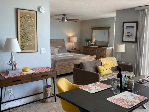 One Bedroom Direct Gulf Front View - ブティック