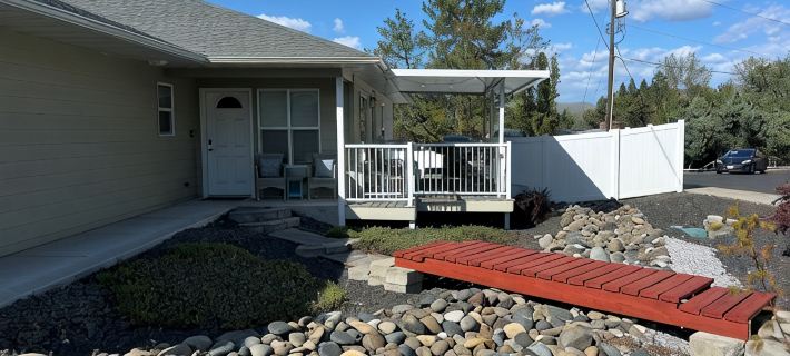 Charming Lewiston, Idaho Get-Away!  Wifi, King Bed, Pet Friendly Hotels in Nez Perce County